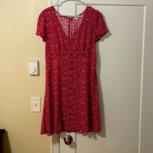 Fun, mid length, summer dress!